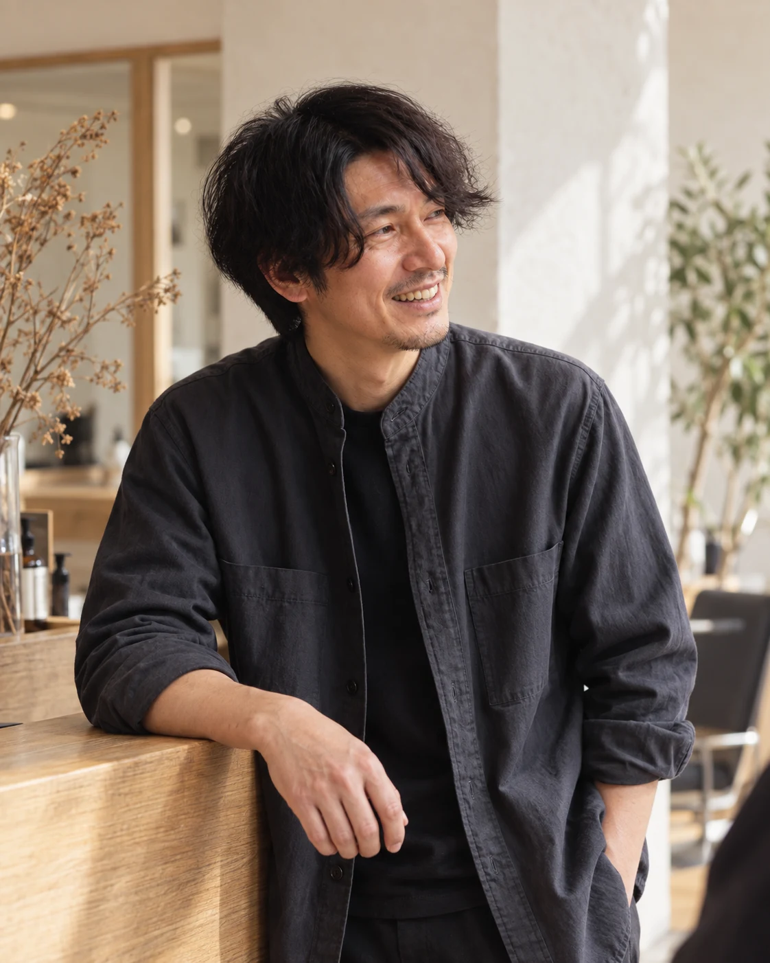 RENの笑顔が見えるサロンでのオフショット